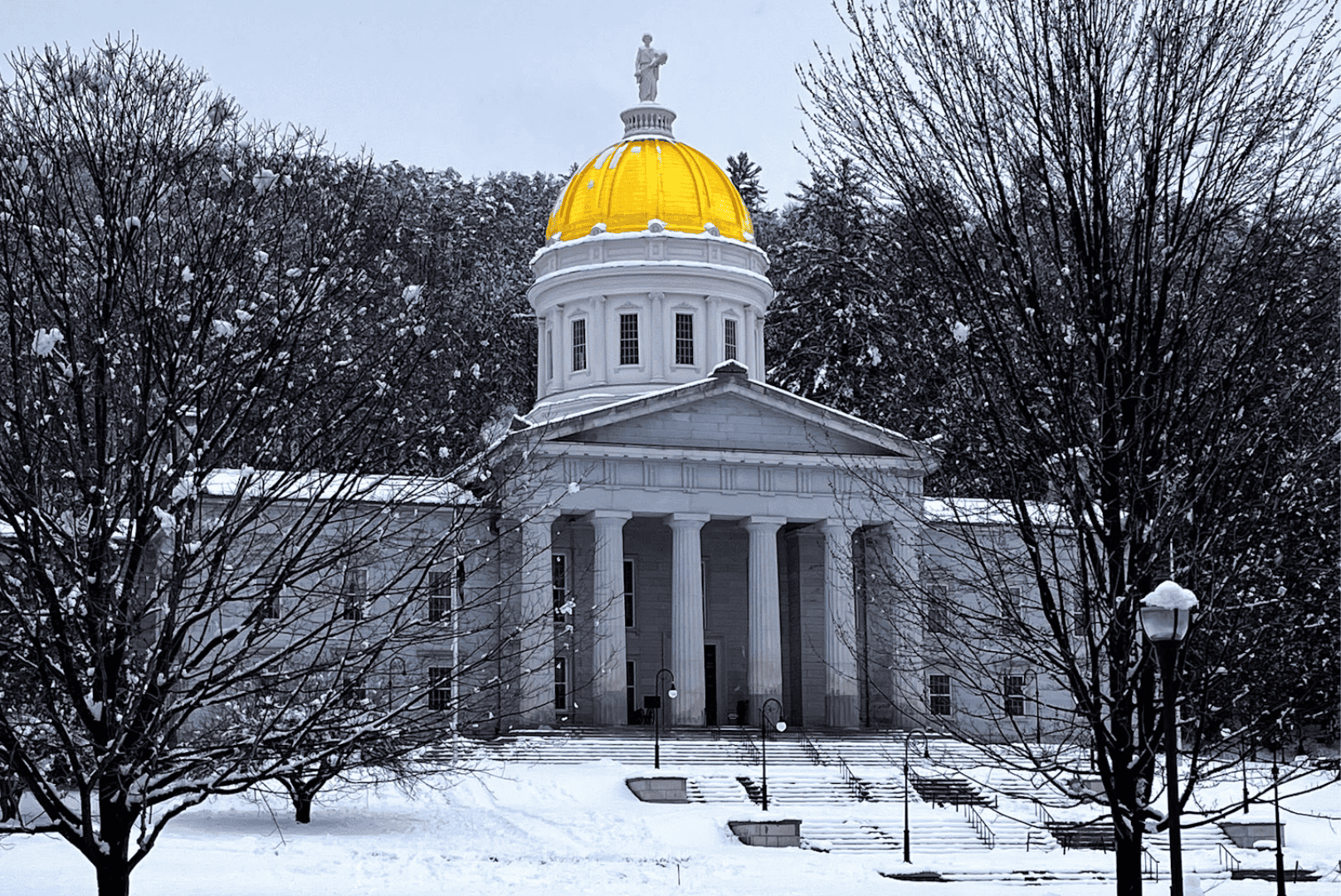 Eclipse Road Trip Adventures. Vemont State House