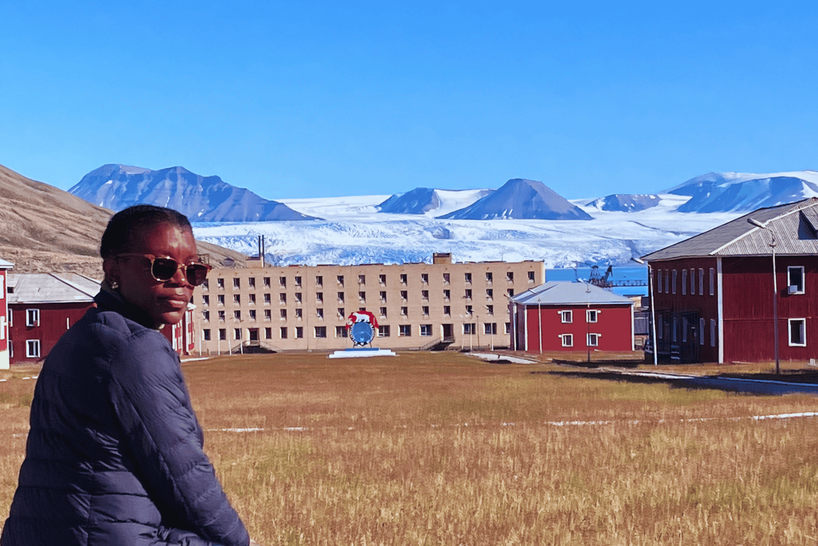 Longyearbyen Ultimate Arctic Adventure showcasing glaciers, remote towns, and breathtaking Arctic landscapes